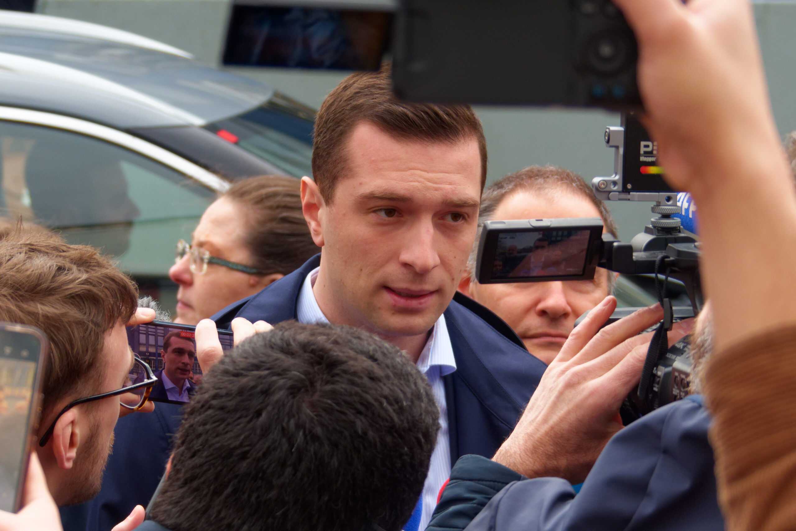 Jordan Bardella aurait prononcé ses premiers mots lors d&rsquo;un séjour à Nuremberg